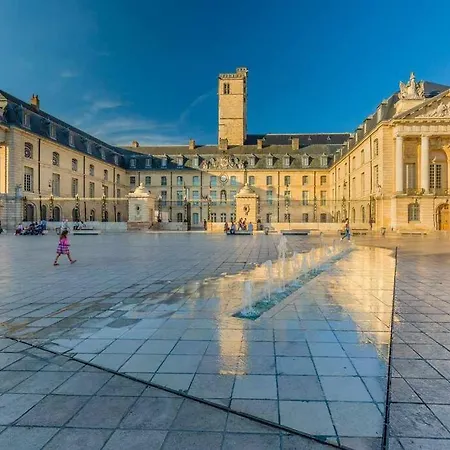 Le Little Blue : Au Coeur Du Centre Historique *